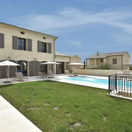 In Uz S Sainte Eulalie With Pool * Garrigues-et-Sainte-Eulalie